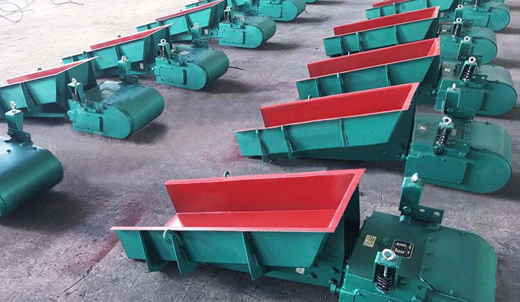 ����񶯸��ϻ�